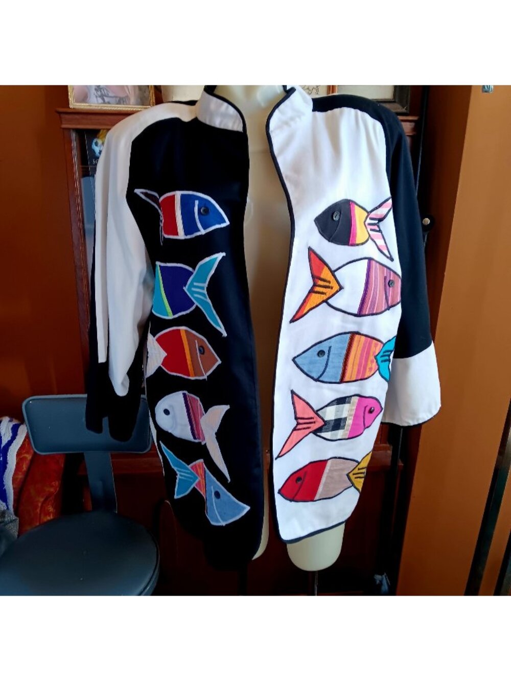 Victor Camarena Mexico Vintage Women's Jacket Medium 1990's Fish Appliqué Colors